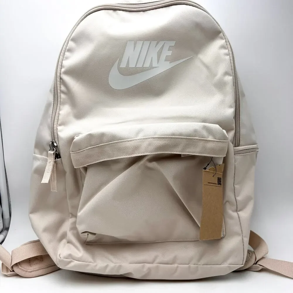 NIKE Unisex Heritage 25L Backpack One Size Summit White Orewood Brown NWT